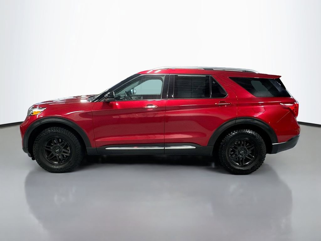 Used 2021 Ford Explorer Limited w/ Equipment Group 301A AWD/4WD image 9