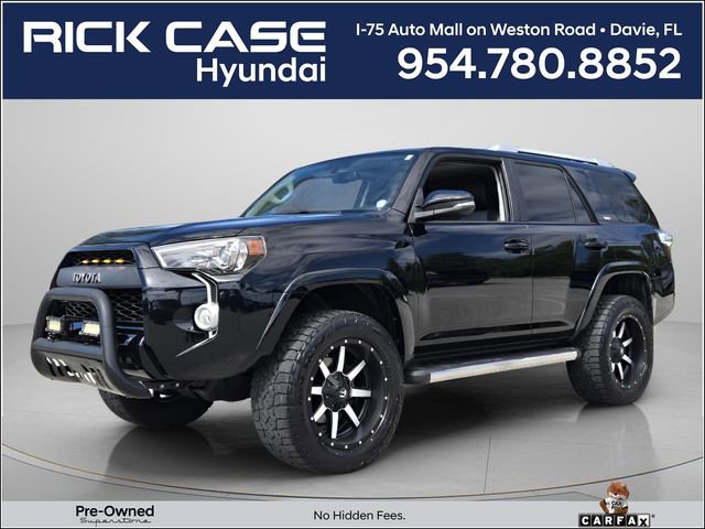 Used 2017 Toyota 4Runner SR5 Premium RWD image 1