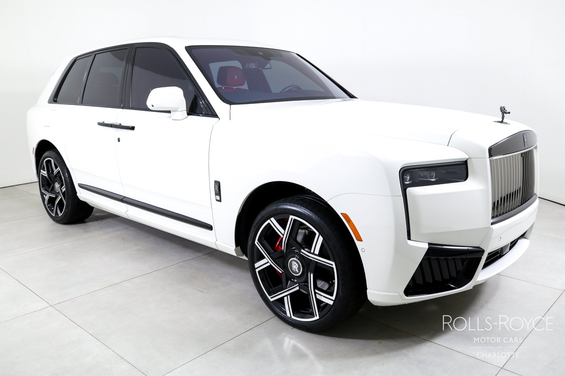 Used 2025 Rolls-Royce Cullinan Black Badge AWD/4WD image 6