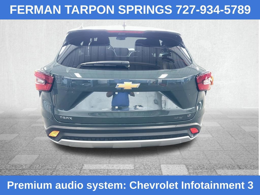 Certified 2025 Chevrolet Trax LT w/ LT Convenience Package image 9