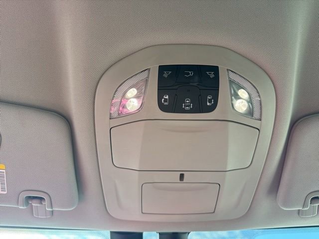 Used 2018 Chrysler Pacifica Limited w/ Advanced Safetytec Group FWD image 29