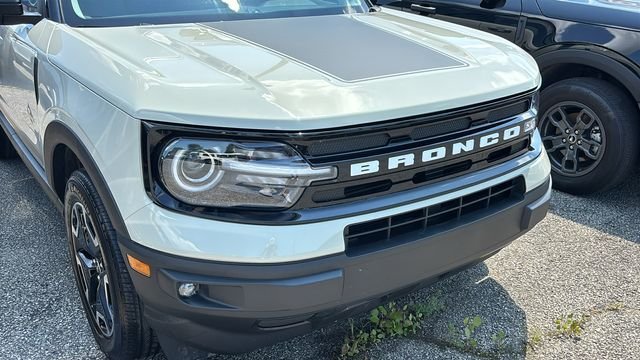 Used 2024 Ford Bronco Sport Outer Banks AWD/4WD image 9