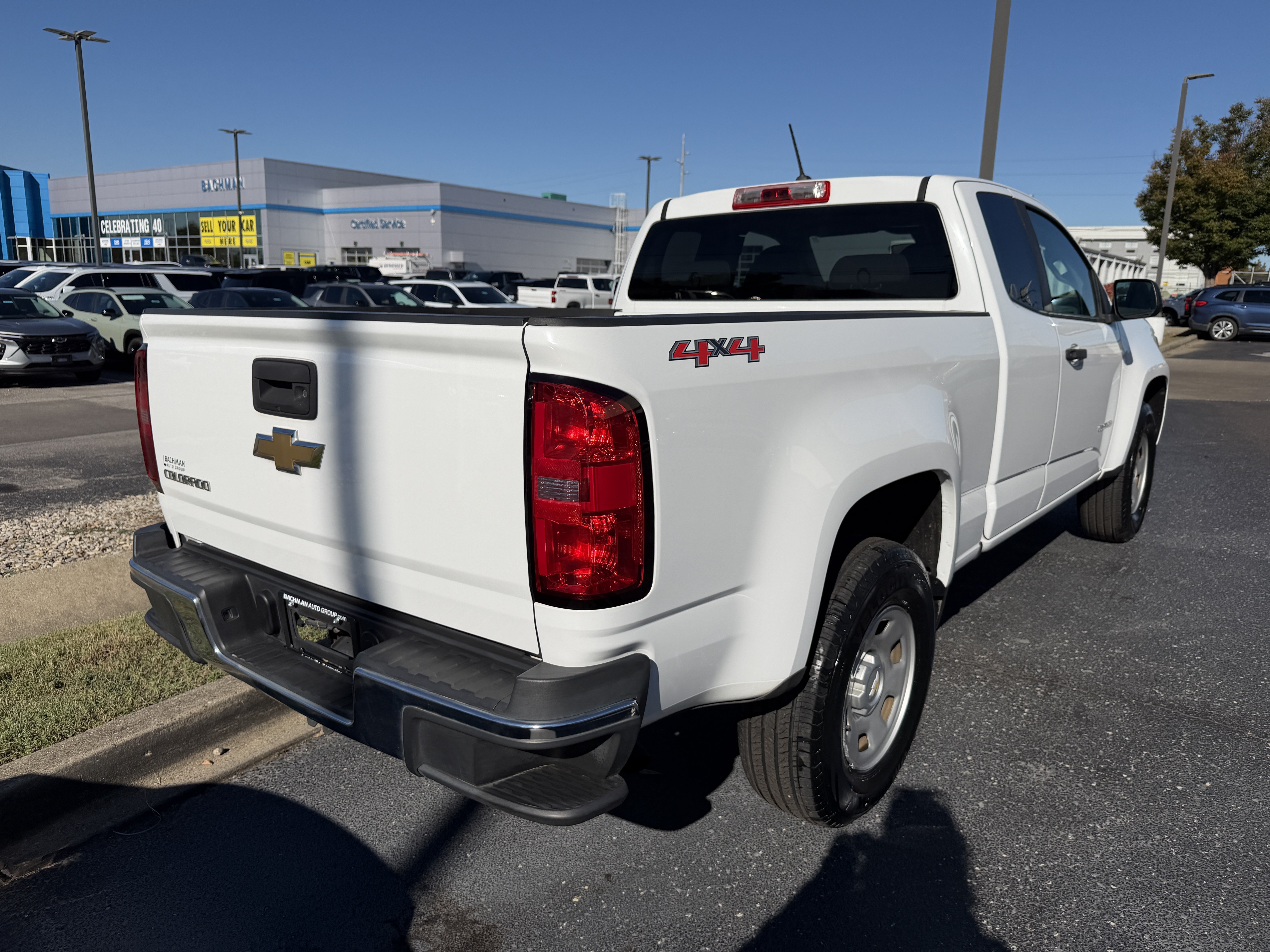 Used 2018 Chevrolet Colorado W/T AWD/4WD image 7