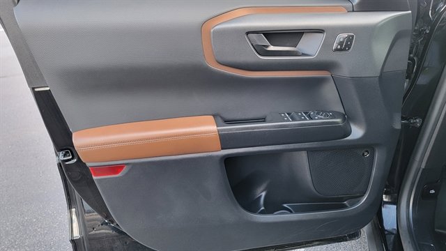 Used 2023 Ford Bronco Sport Badlands w/ Premium Package image 26