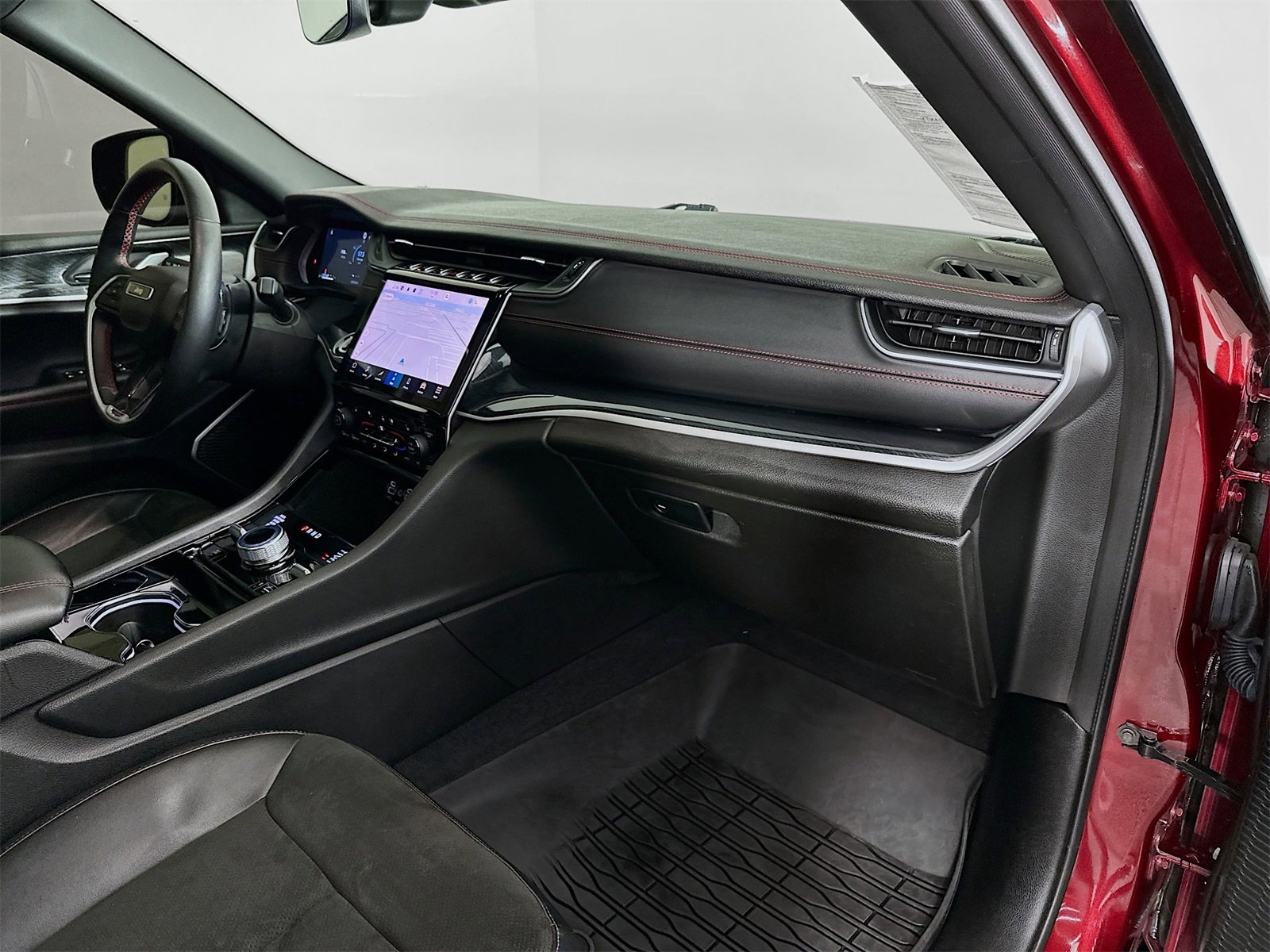 Used 2022 Jeep Grand Cherokee Trailhawk image 31