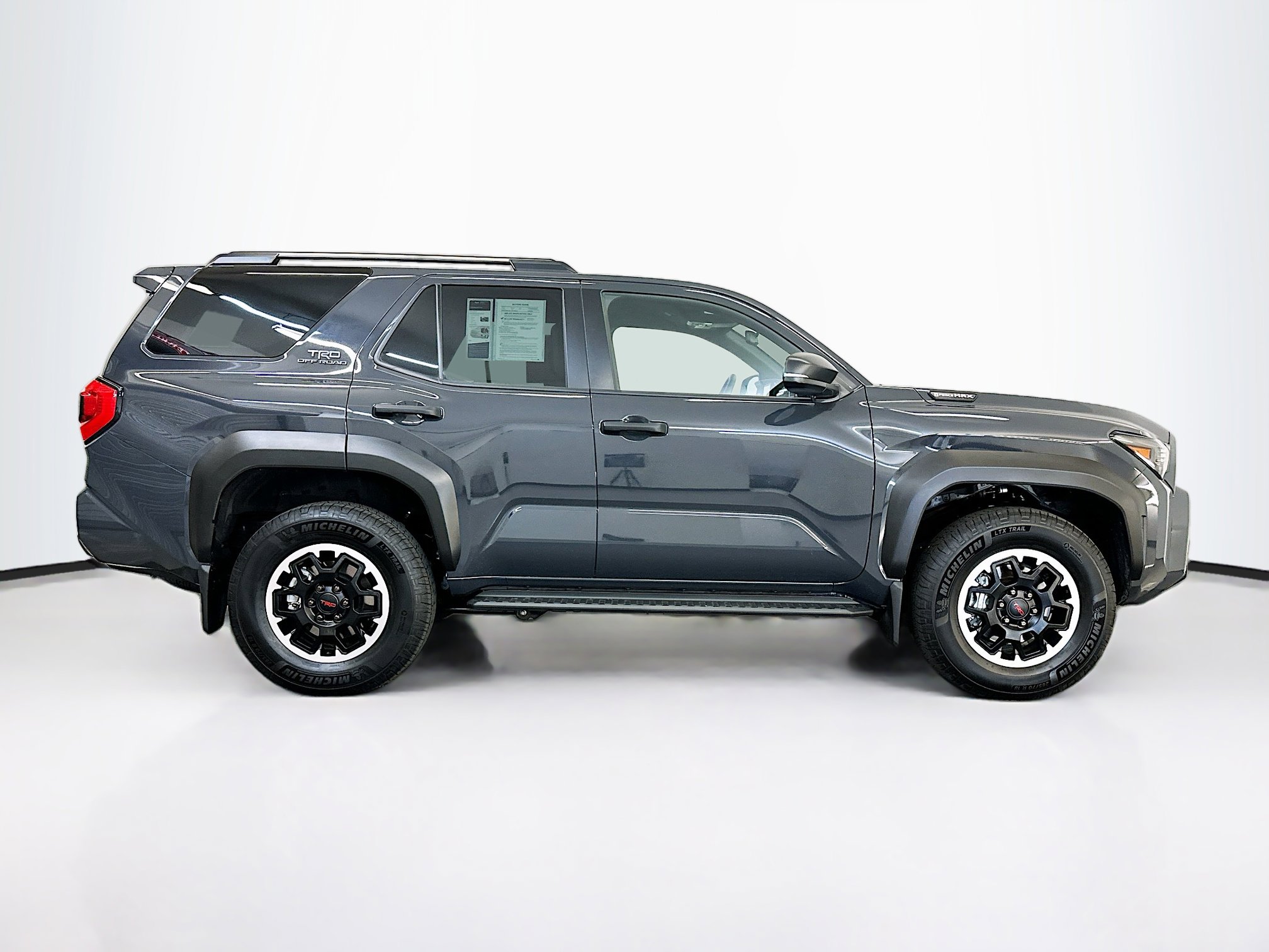 Used 2025 Toyota 4Runner TRD Off-Road image 10