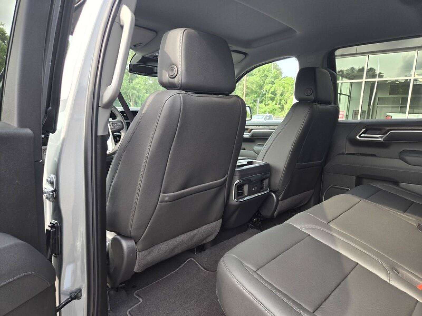 New 2026 GMC Sierra 1500 SLT w/ SLT Premium Package AWD/4WD image 23