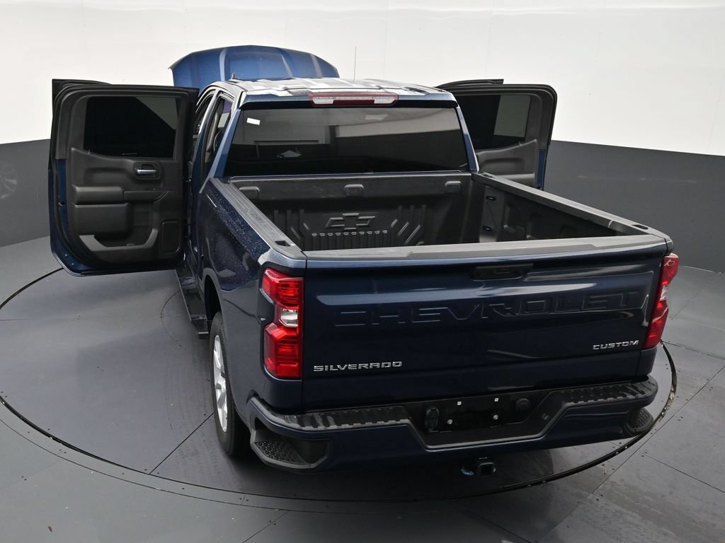 Used 2023 Chevrolet Silverado 1500 Custom RWD image 31
