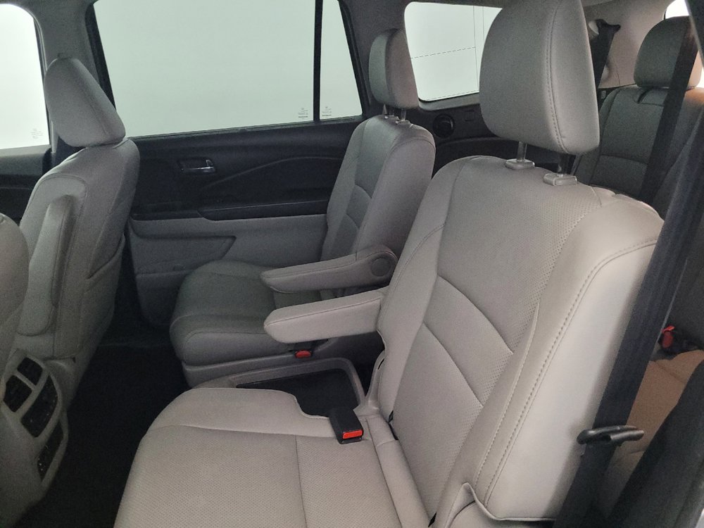 Used 2016 Honda Pilot Elite image 18