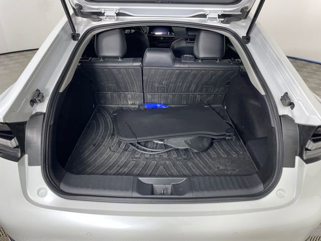 Used 2024 Toyota Prius Prime XSE Premium image 18