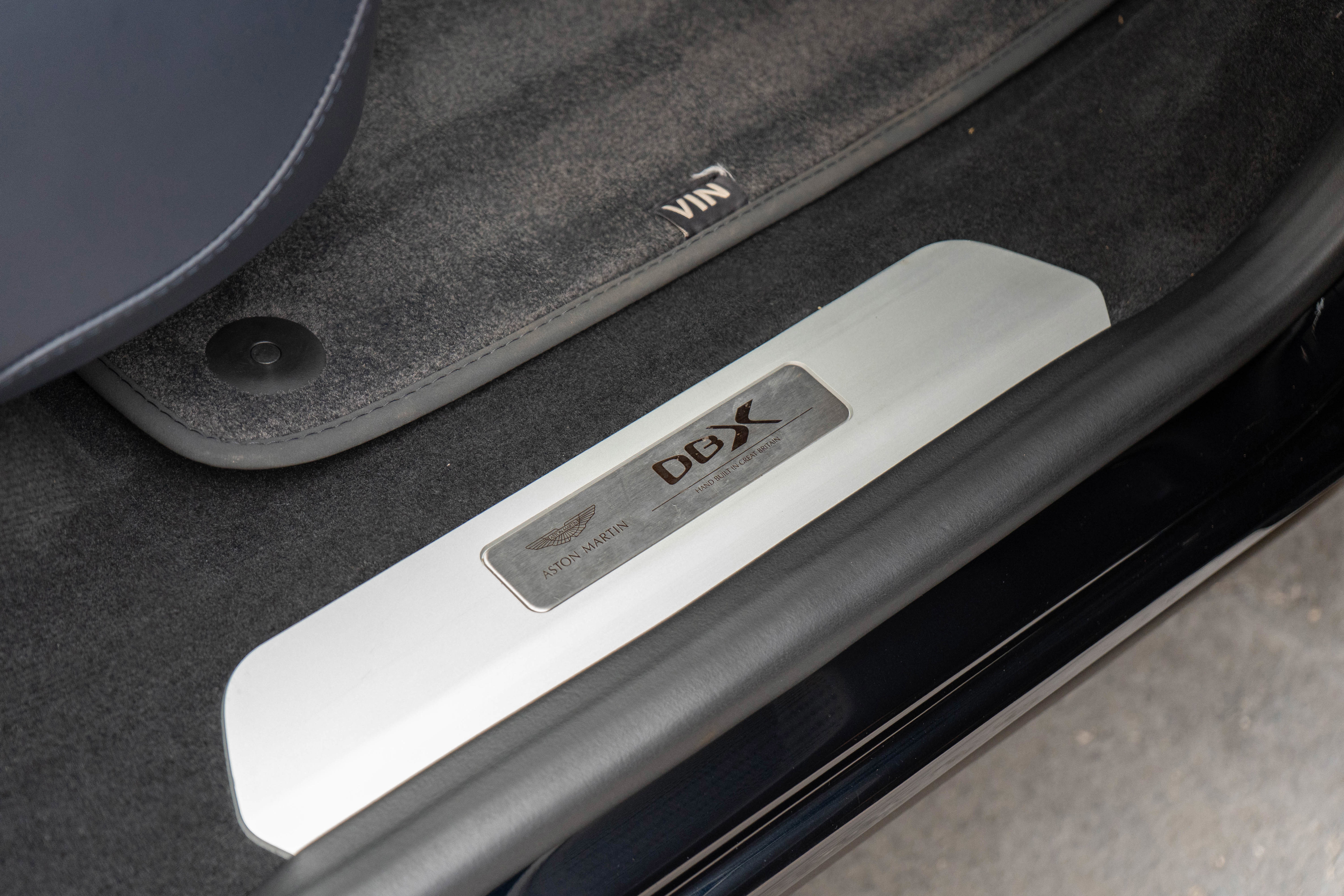 Used 2021 Aston Martin DBX image 37