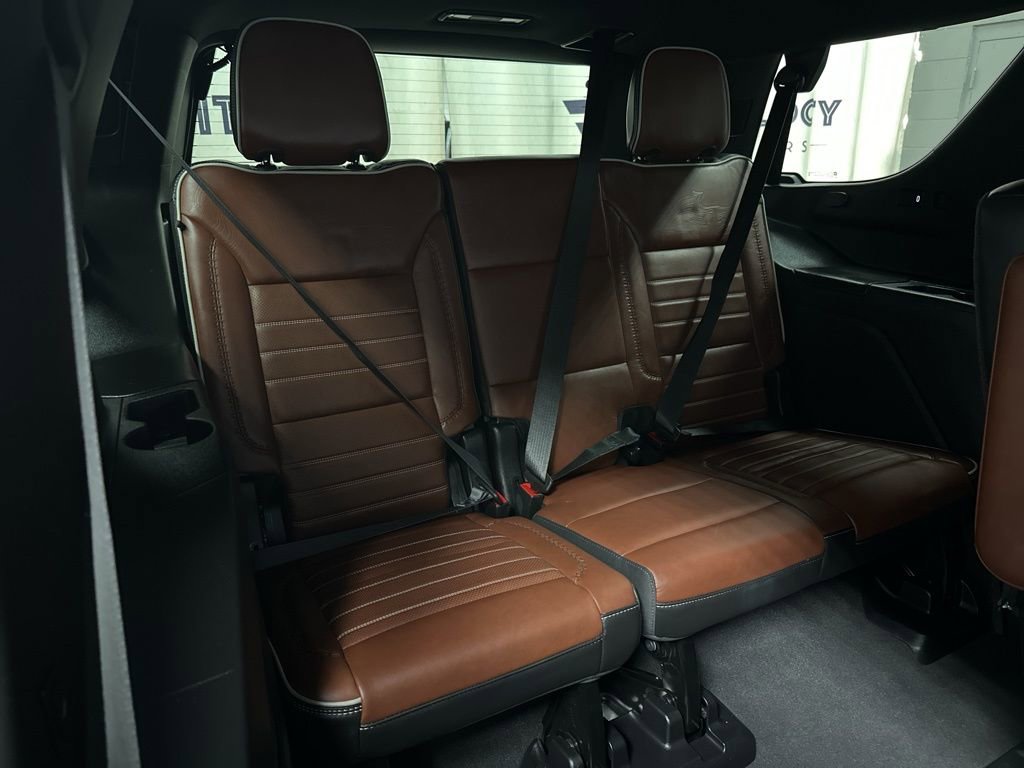 Used 2024 GMC Yukon Denali Ultimate AWD/4WD image 24