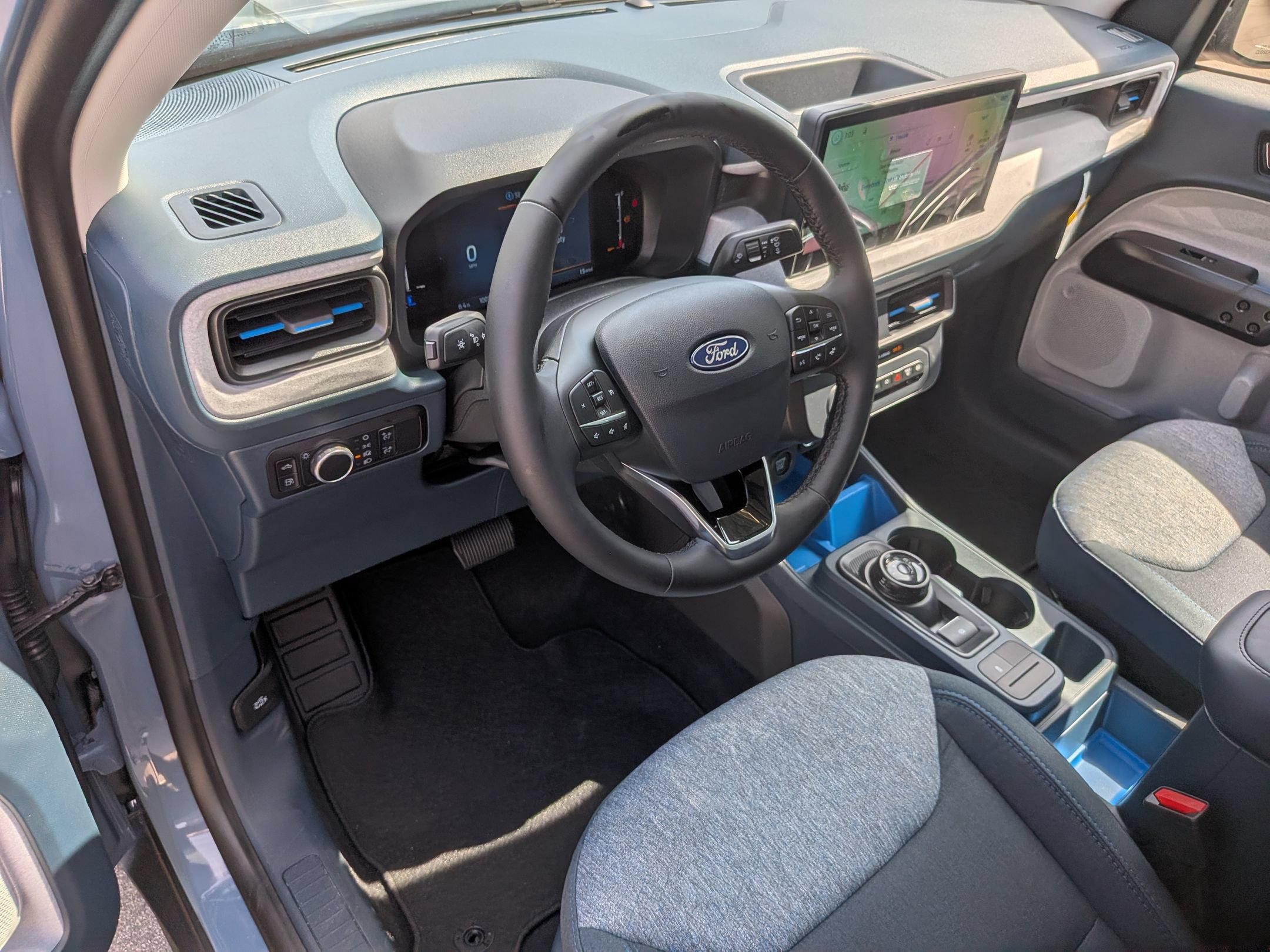 New 2026 Ford Maverick XLT w/ XLT Luxury Package FWD image 17