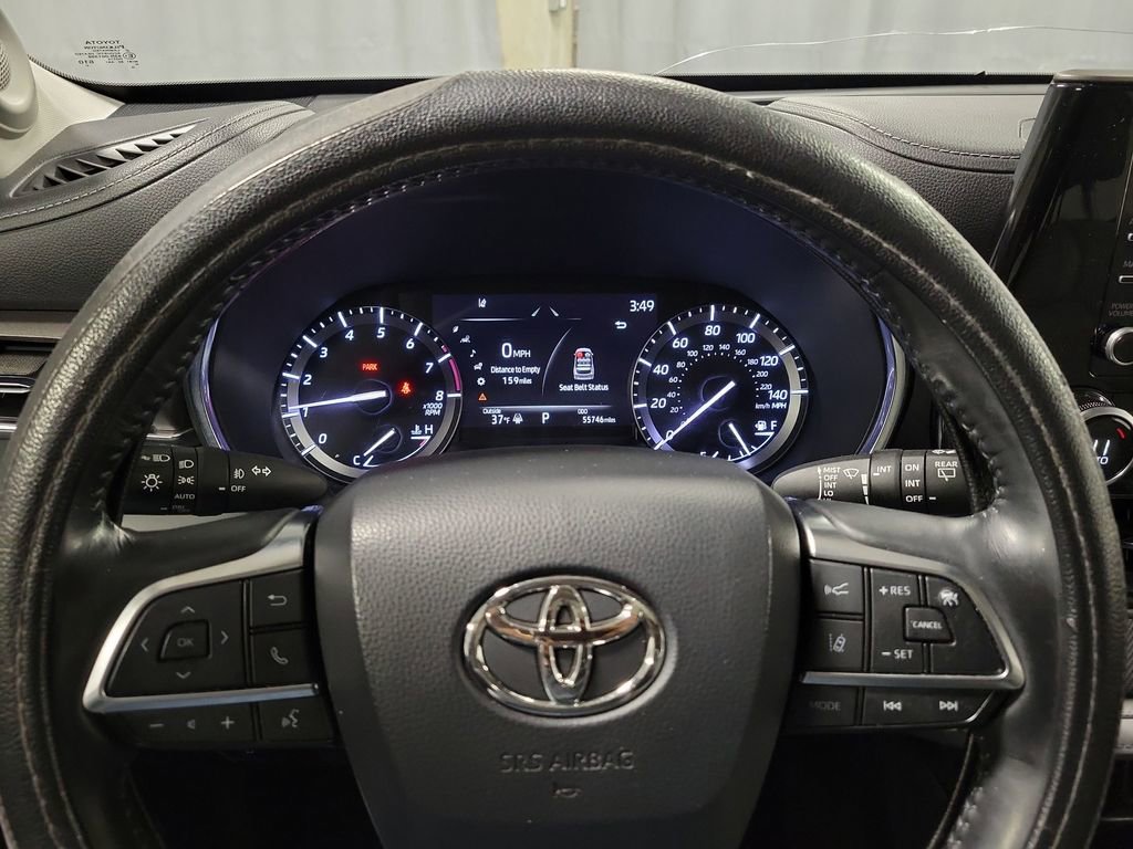 Used 2021 Toyota Highlander Limited image 15