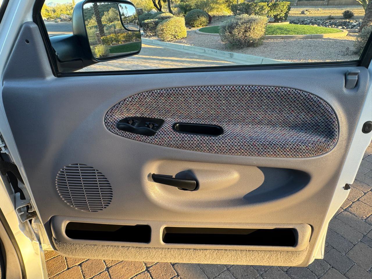 Used 2002 Dodge Ram 2500 Truck SLT Quad Cab Long Bed 2WD image 25