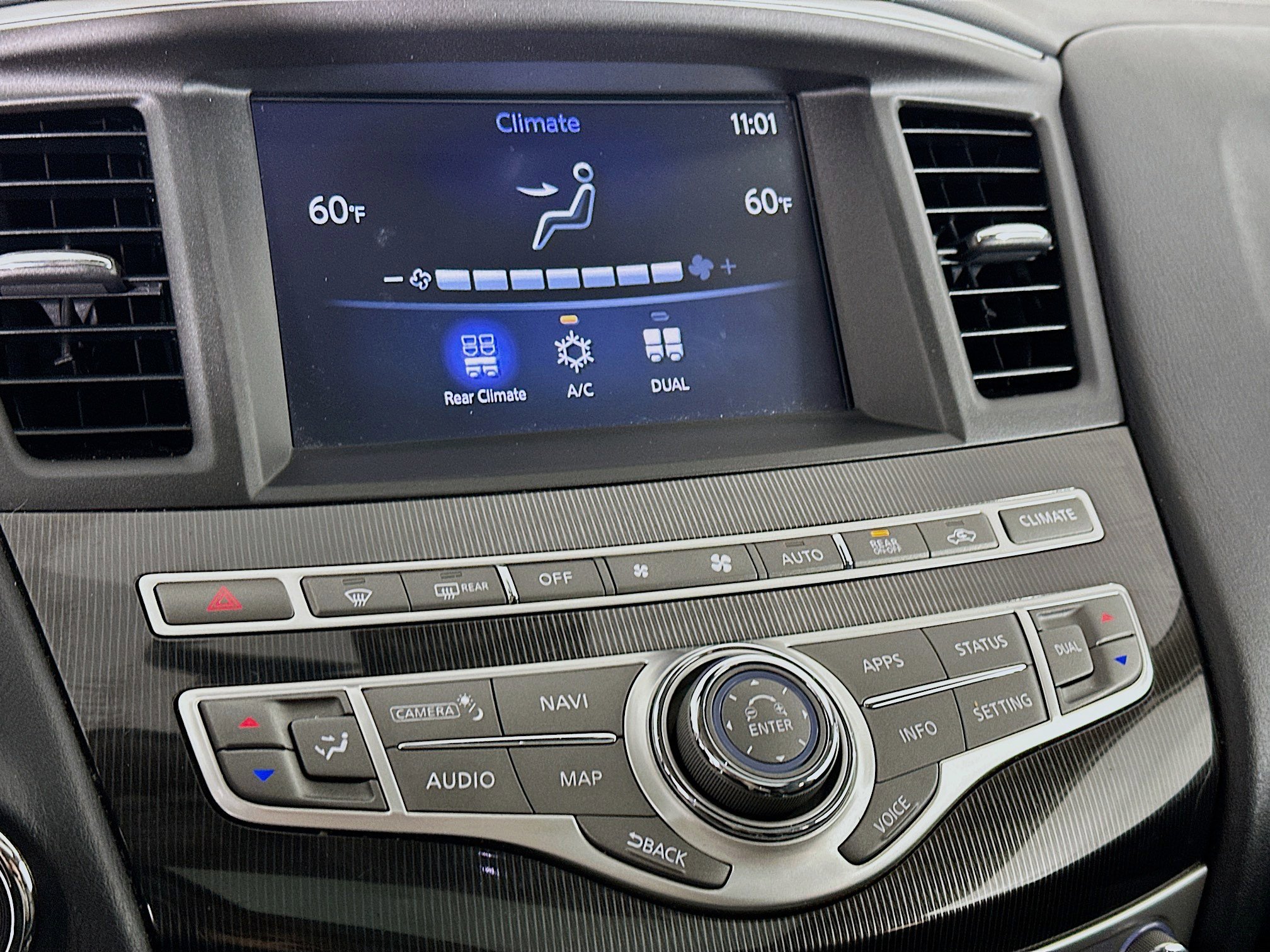 Used 2017 INFINITI QX60 Luxe w/ Premium Plus Package image 24