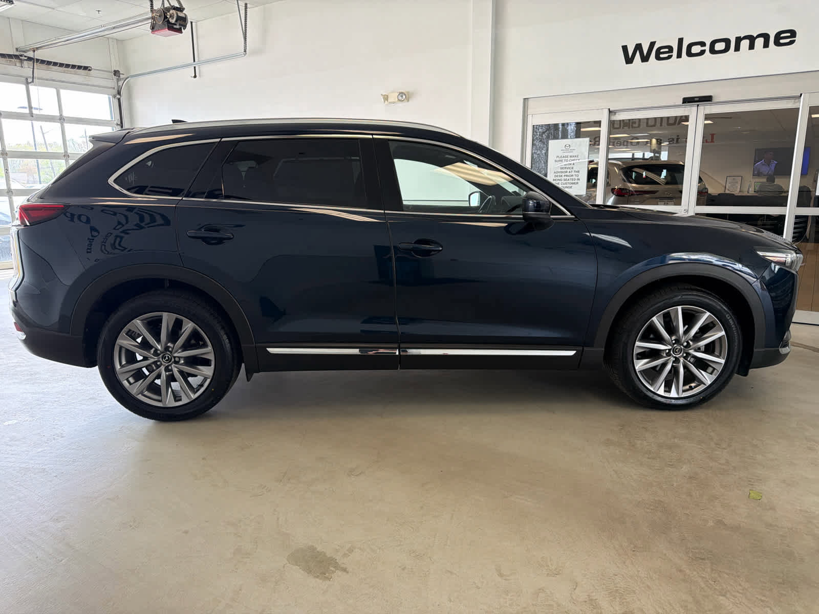 Certified 2021 MAZDA CX-9 Grand Touring AWD/4WD image 6