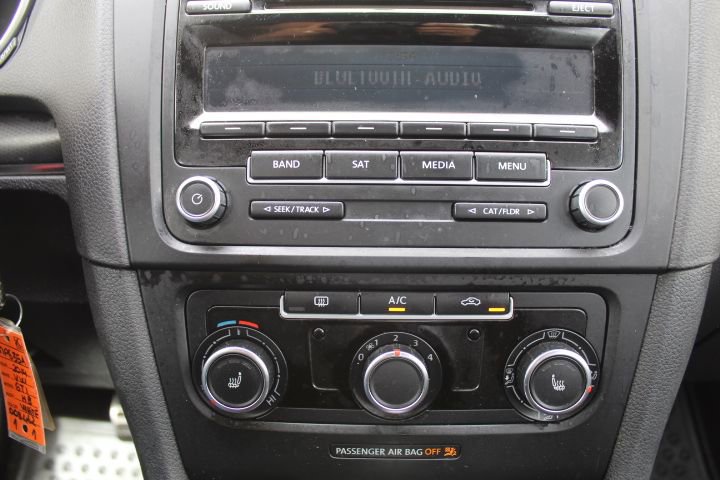 Used 2014 Volkswagen GTI Wolfsburg Edition image 24