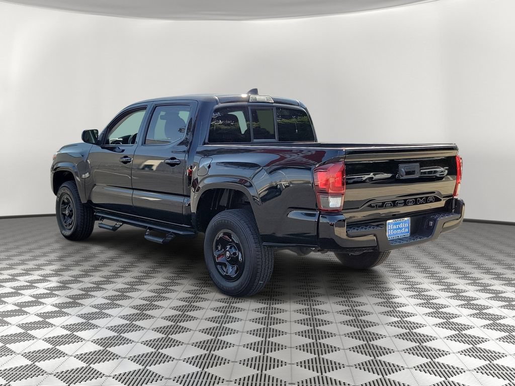 Used 2023 Toyota Tacoma SR RWD image 4
