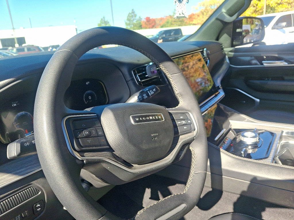 Used 2024 Jeep Wagoneer Series III image 25