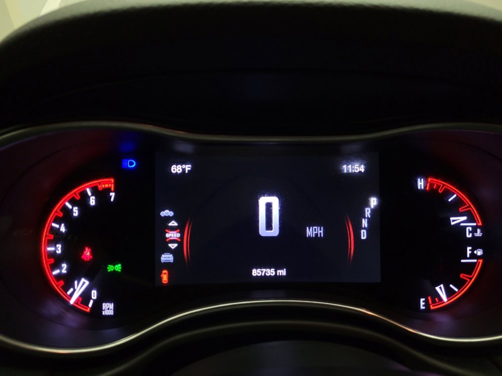 Used 2020 Dodge Durango SXT w/ 3rd Row Seating Group RWD image 23