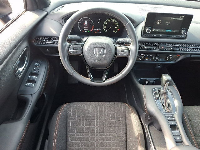 Used 2024 Honda HR-V Sport image 12