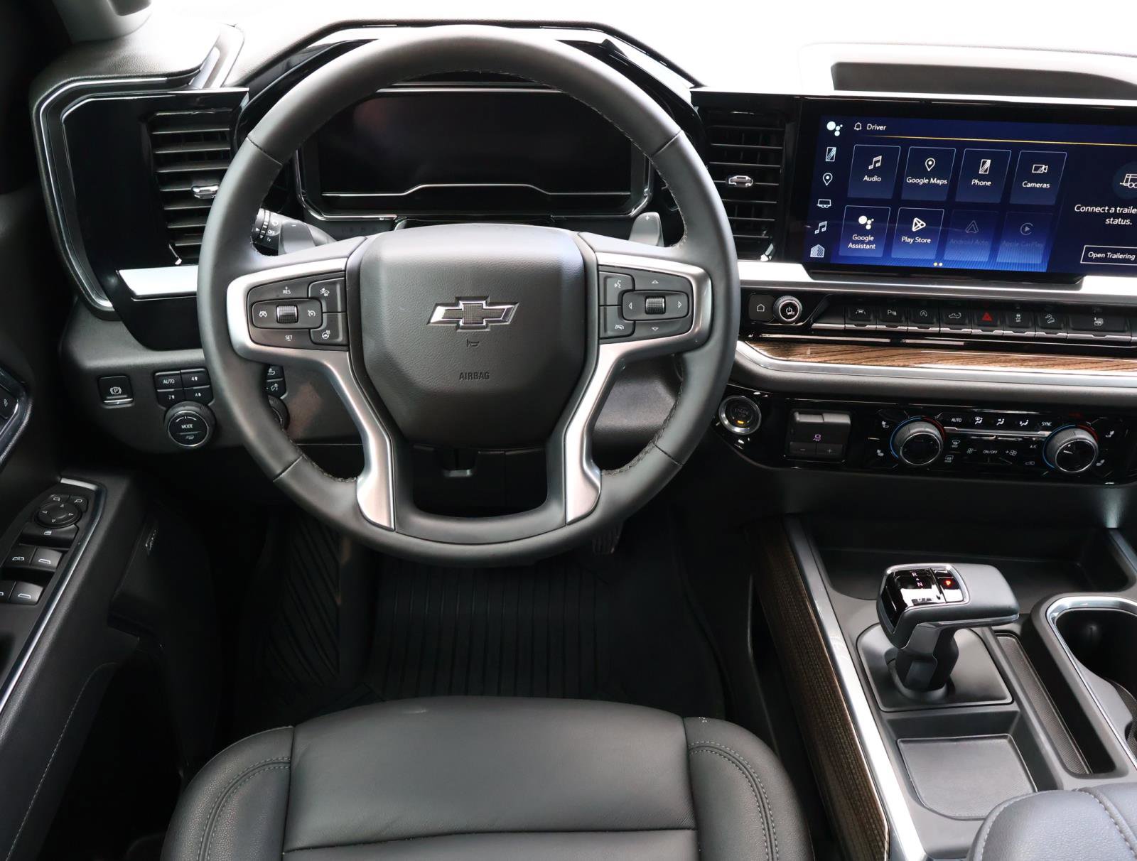 Used 2025 Chevrolet Silverado 1500 LT Trail Boss w/ LT Trail Boss Premium Package AWD/4WD image 10
