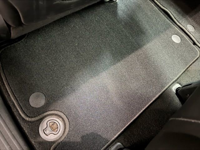 Used 2025 Chrysler Pacifica Limited image 20