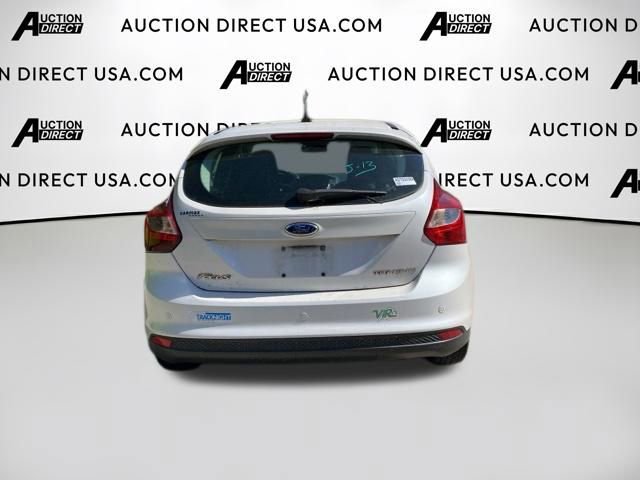 Used 2012 Ford Focus Titanium FWD image 9