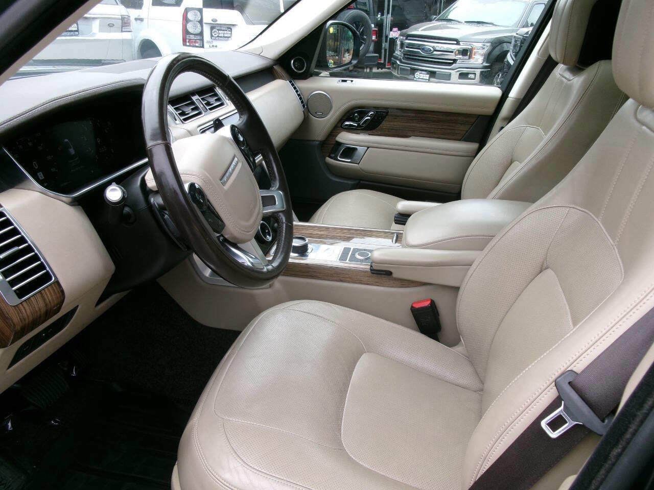 Used 2019 Land Rover Range Rover HSE AWD/4WD image 26