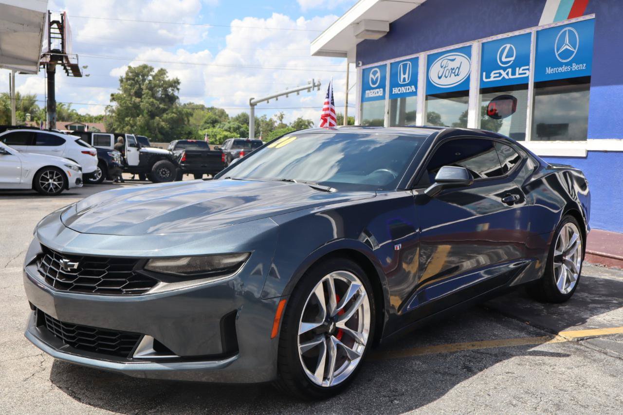 Used 2020 Chevrolet Camaro LT w/ RS Package RWD image 9