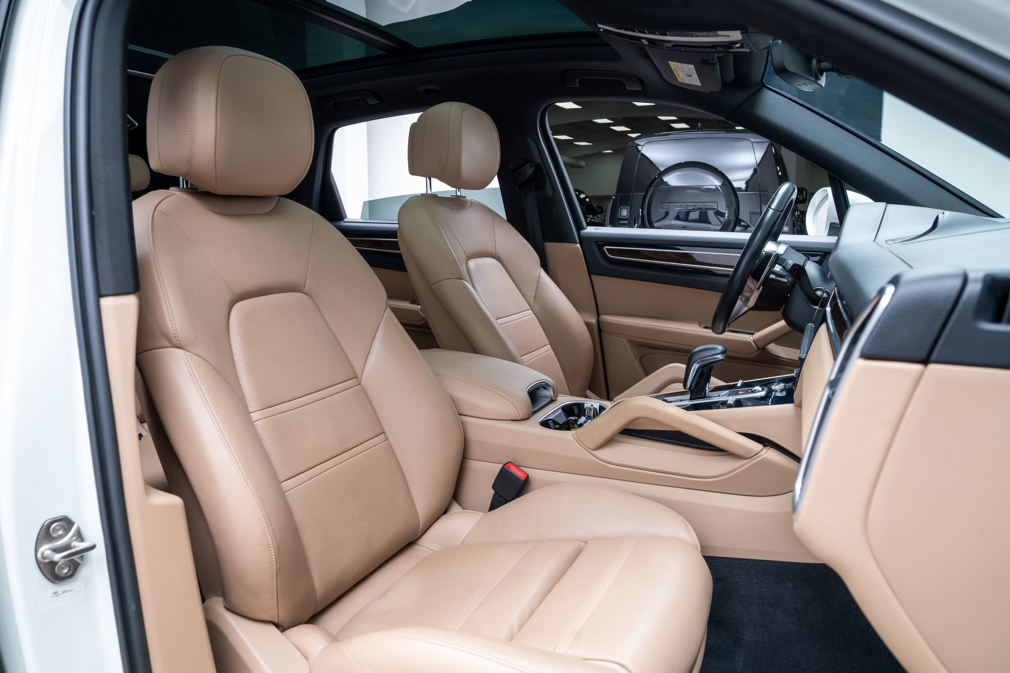 Used 2019 Porsche Cayenne S AWD/4WD image 29