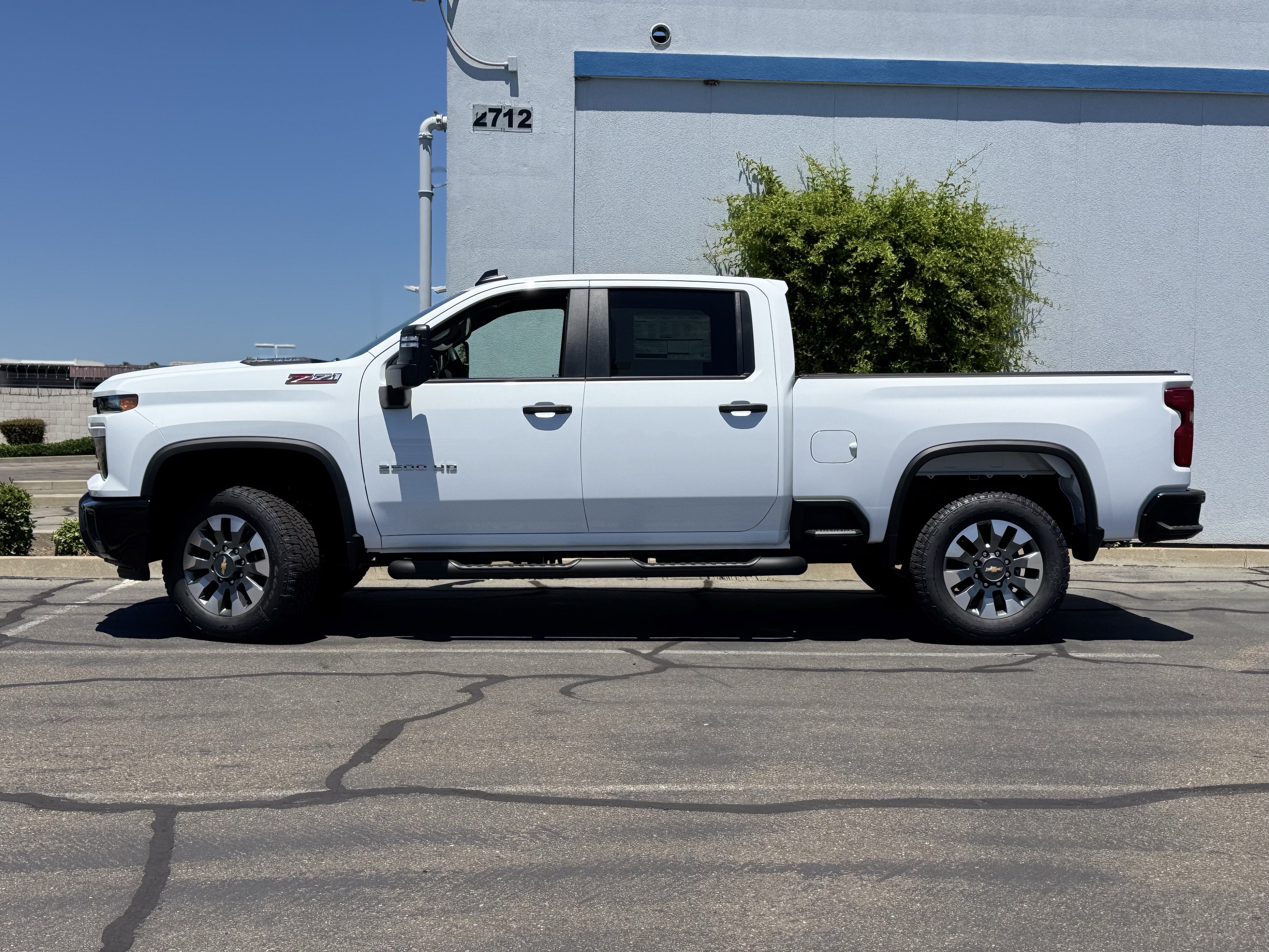 New 2026 Chevrolet Silverado 2500 Custom w/ Custom Value Package AWD/4WD image 4