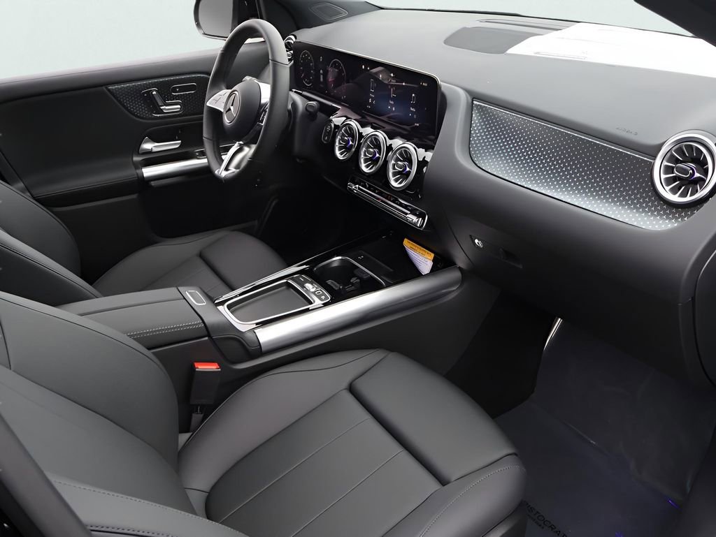 Certified 2025 Mercedes-Benz GLA 250 4MATIC image 19