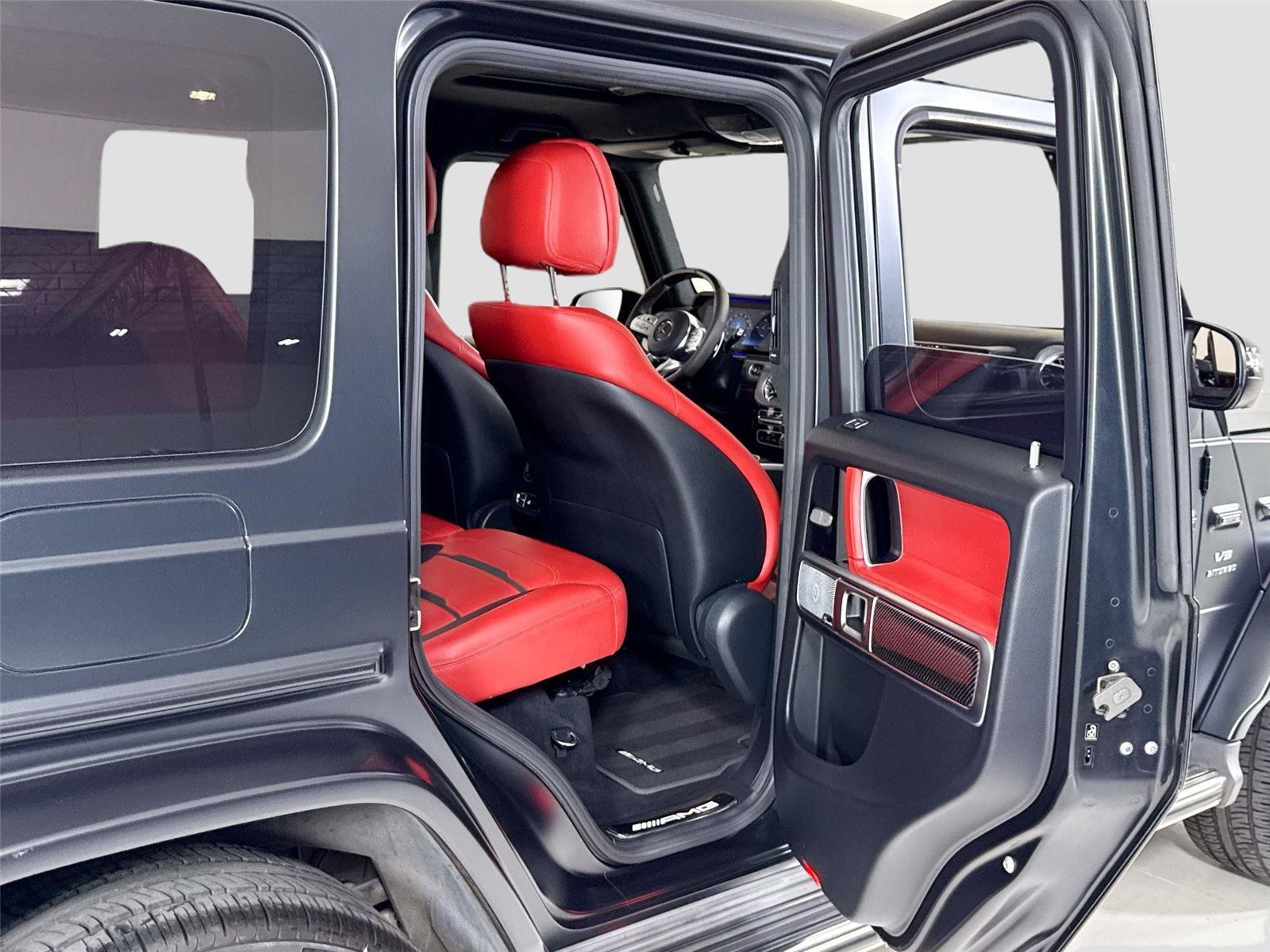 Used 2020 Mercedes-Benz G 63 AMG 4MATIC w/ AMG Night Package image 29