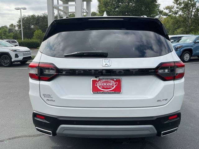 Used 2023 Honda Pilot Elite image 9