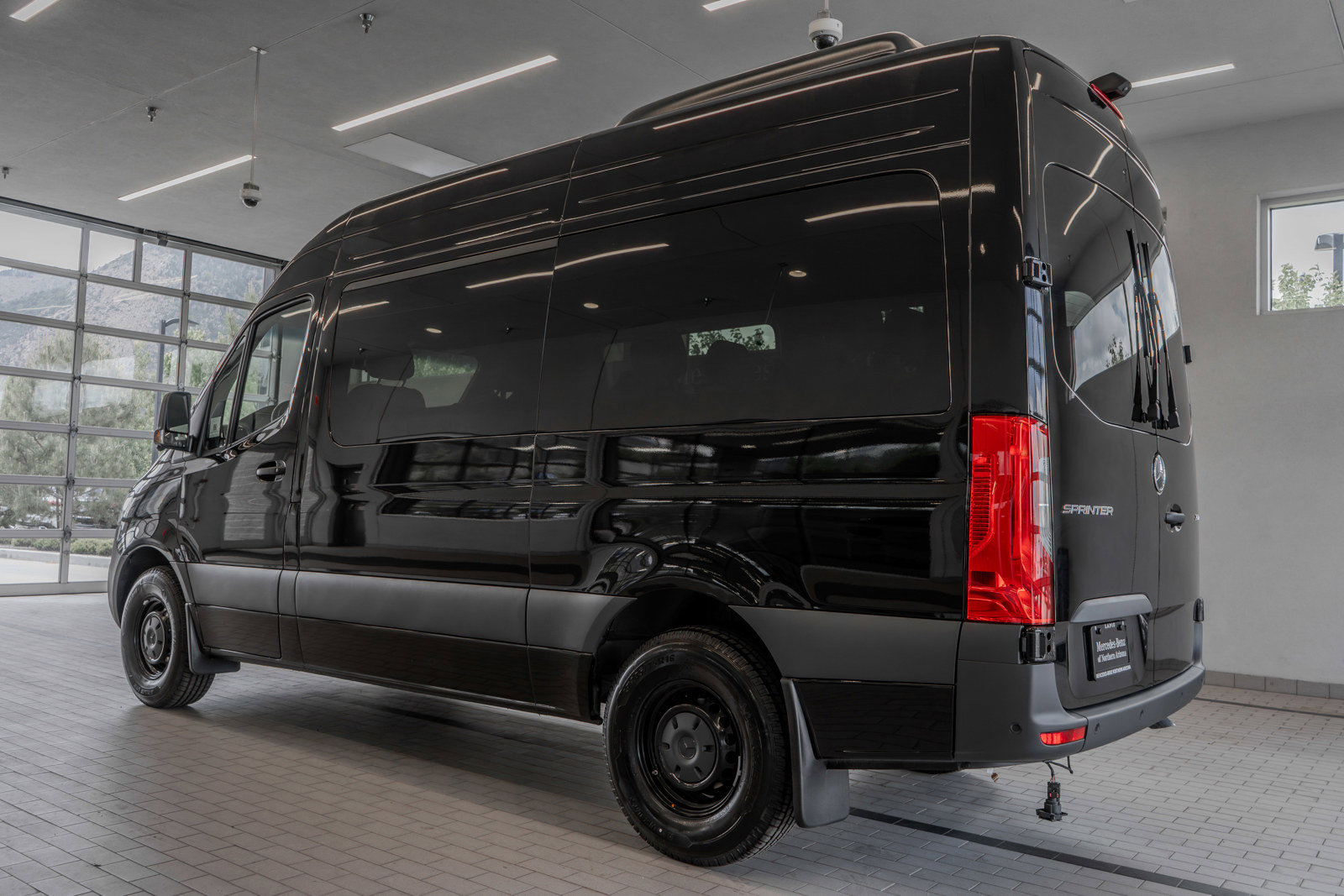 New 2025 Mercedes-Benz Sprinter 2500 image 13