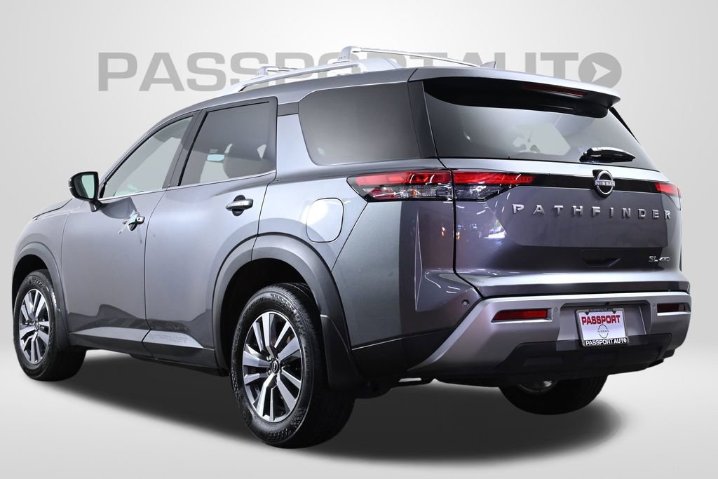 Certified 2024 Nissan Pathfinder SL image 6