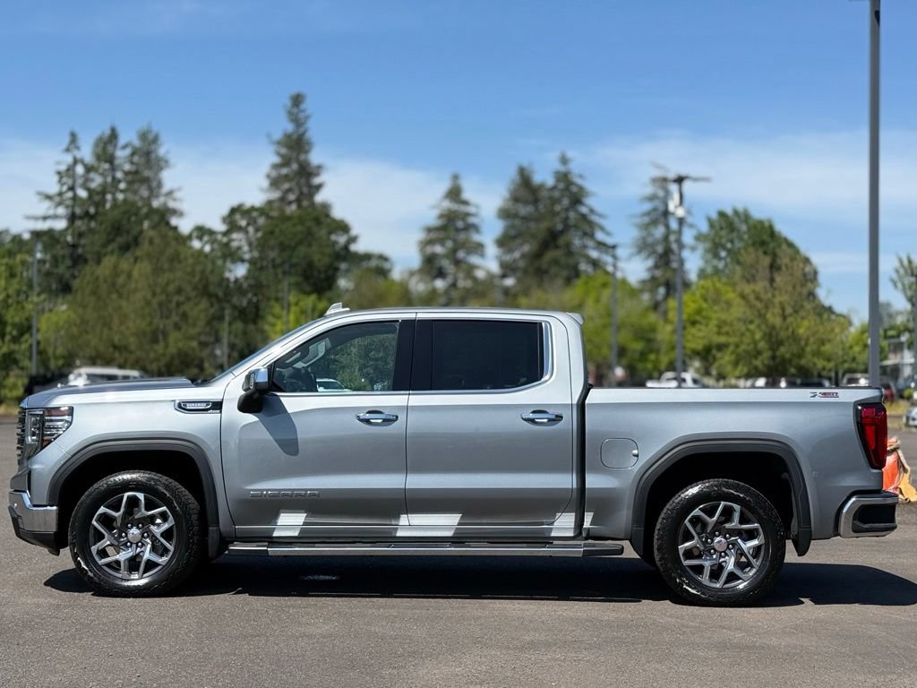 Used 2025 GMC Sierra 1500 SLT w/ SLT Premium Plus Package AWD/4WD image 2