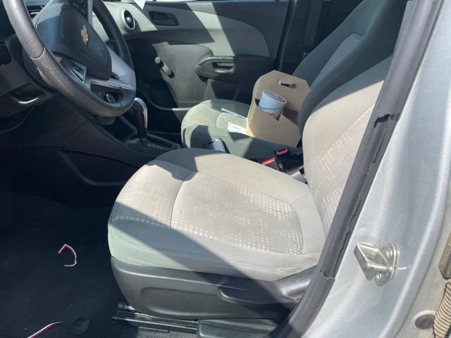 Used 2020 Chevrolet Sonic LT FWD image 2