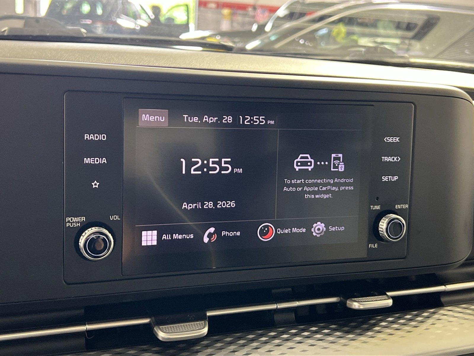 Used 2022 Kia Carnival LX FWD image 21
