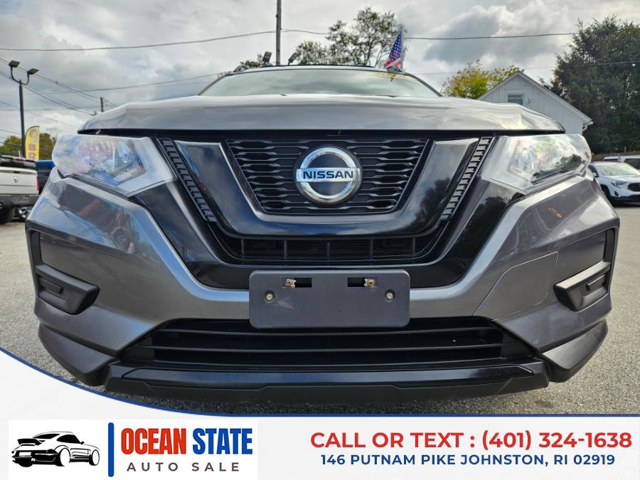 Used 2018 Nissan Rogue SV image 8