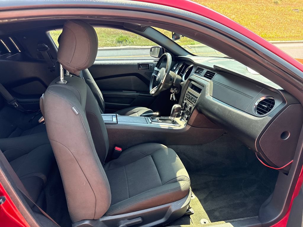 Used 2014 Ford Mustang GT w/ Equipment Group 301A RWD image 23