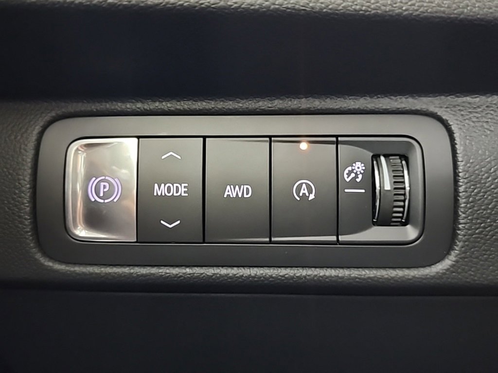 New 2026 Chevrolet Traverse Z71 w/ Driver Confidence Package image 42