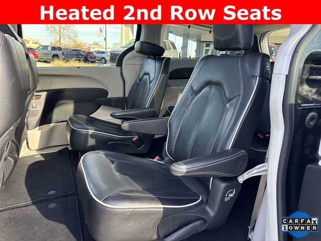 Used 2024 Chrysler Pacifica Limited image 24