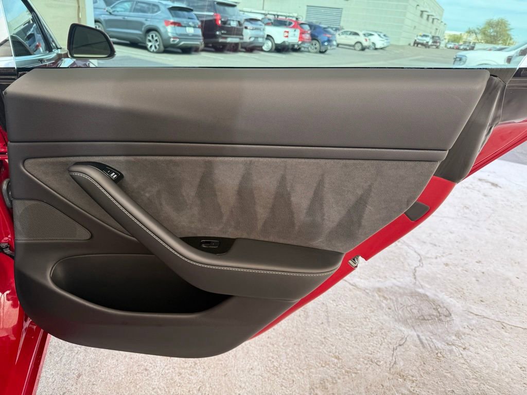 Used 2019 Tesla Model 3 Performance image 14