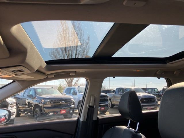 Used 2023 Nissan Rogue SL w/ SL Premium Package image 15