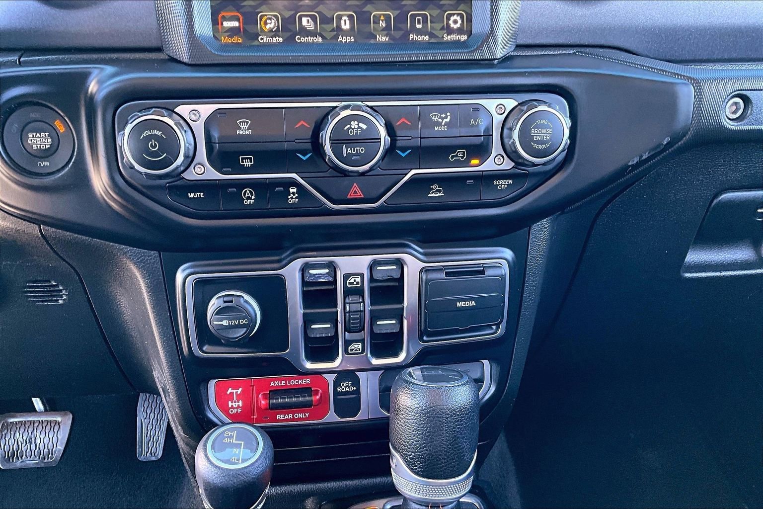 Used 2022 Jeep Gladiator Mojave w/ Trailer Tow Package image 23