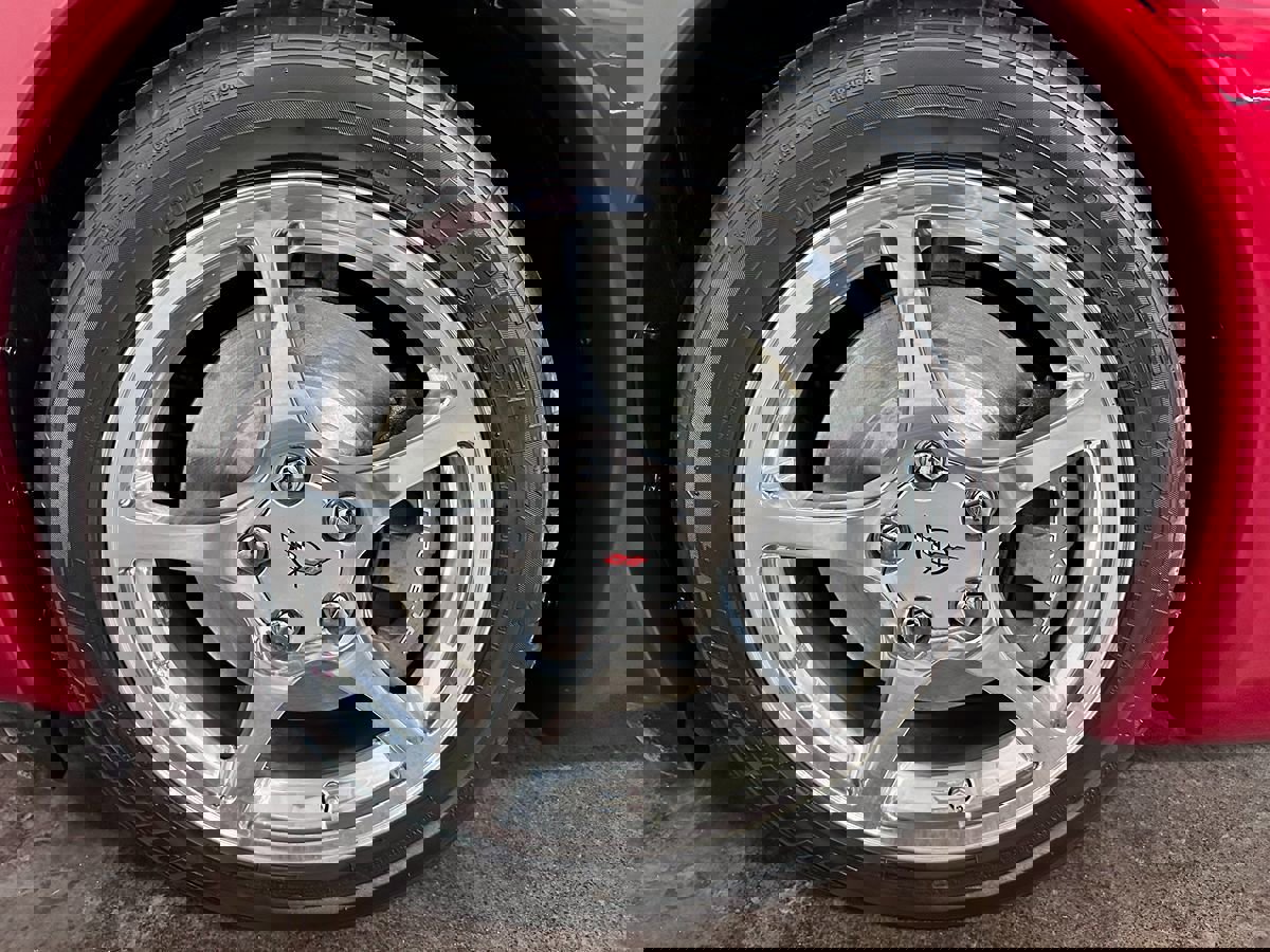 Used 2000 Chevrolet Corvette Coupe w/ Memory Pkg image 24