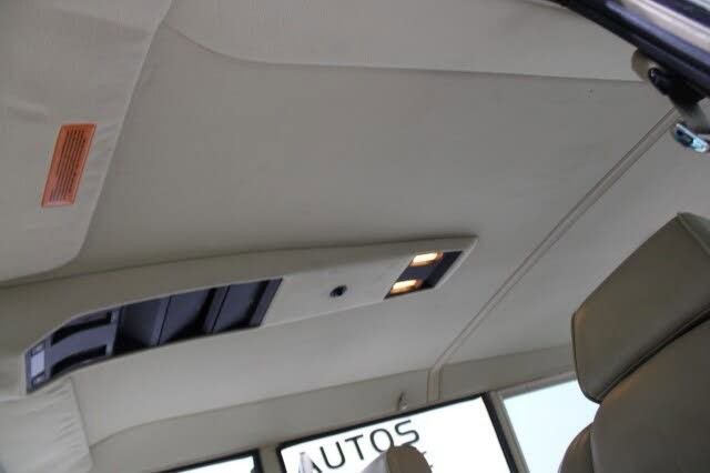 Used 1989 Jeep Grand Wagoneer image 25